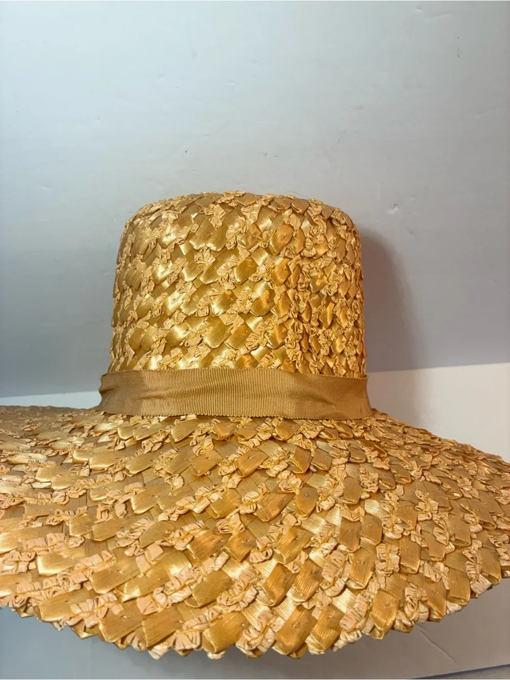 Vintage Straw Sun Hat in Tan with Ribbon - Picture 3 of 7